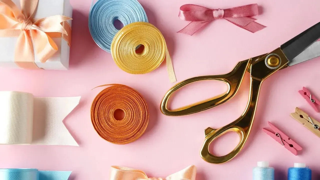 DIY gift ideas: paint by numbers and diamond painting kits