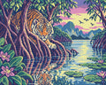 Miniatyrbild: Förhandsbild av diamantmönstret: tiger bland mangroverötter vid klart vatten med berg och färgrik kvällshimmel